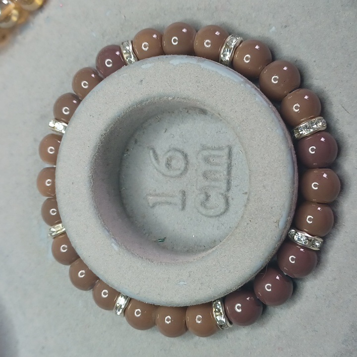 Carmel Brown Glass With Silver Rhinestones Spacers Bead Bracelet 8mm